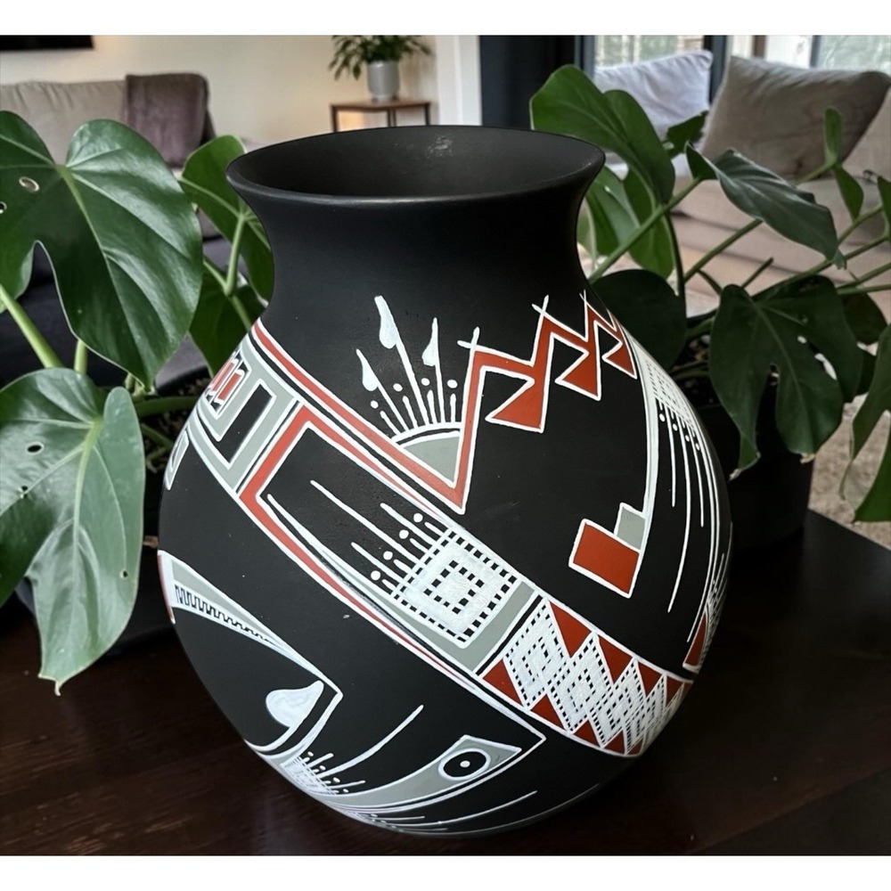 Mata Ortiz Pottery Jar Olla Vase Aide Gonzalez Red Black Paquime Clay Mexican